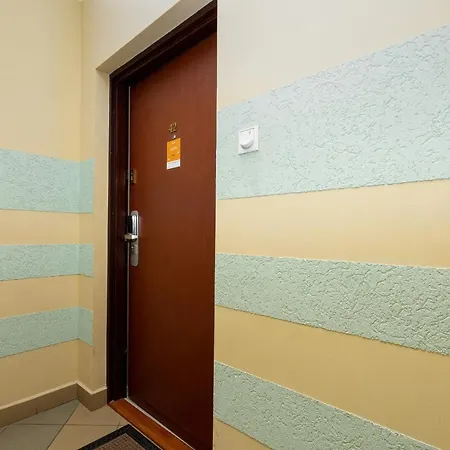 Przy Plazy Reymonta By Renters Apartment
