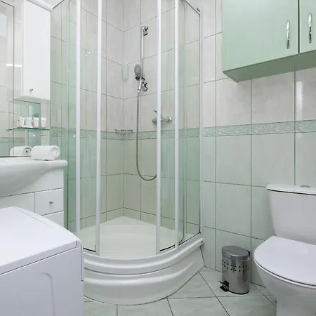 Przy Plazy Reymonta By Renters Apartmán