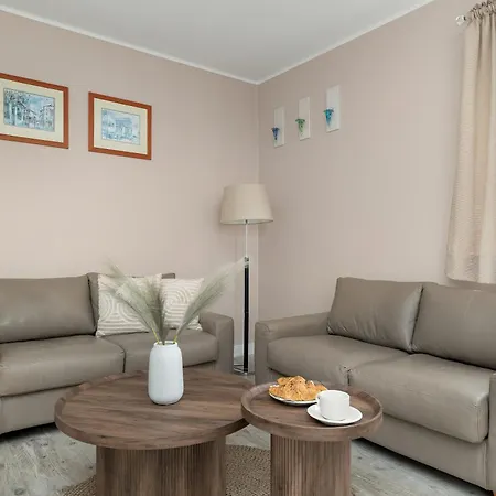 Przy Plazy Reymonta By Renters Daire *